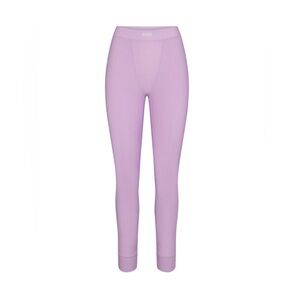 NWT SKIMS Soft Lounge Leggings.